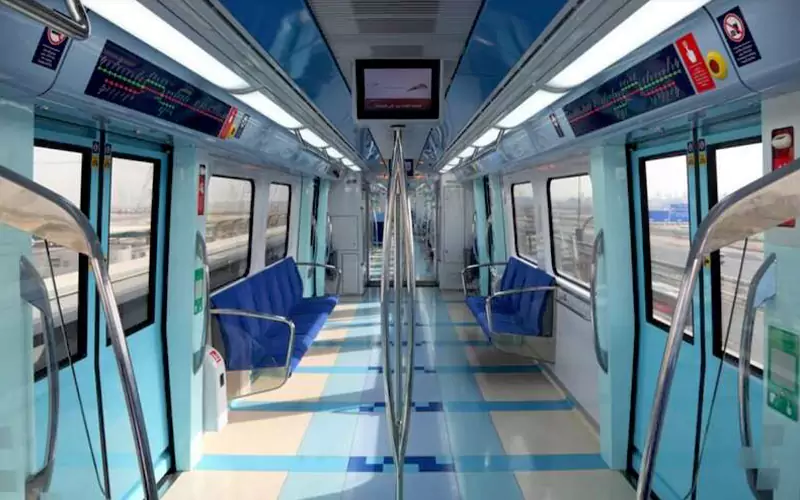 dubai metro capins