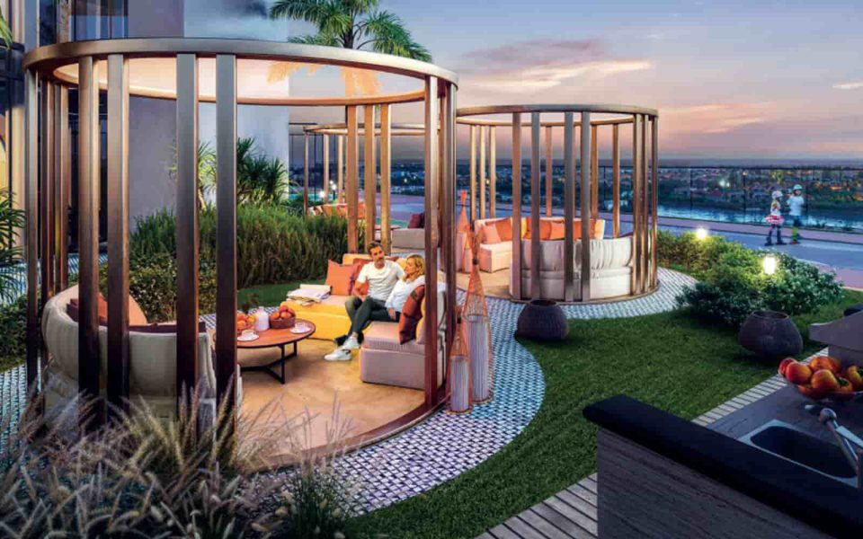 Open space in Diamonds complex for leisure - Emirates Real Estate Group