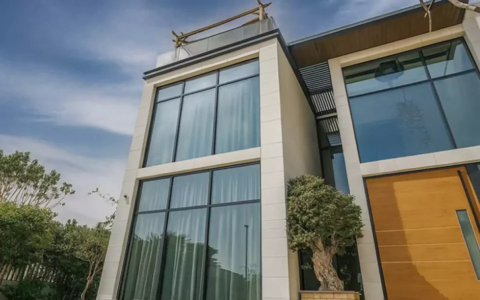 Key Features & Premium Amenities for this villa in dubai